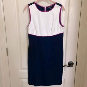 EUC Ann Taylor pointe sheath dress
